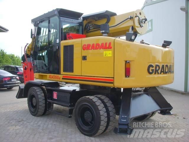 Gradall XL 4300  휠 굴삭기