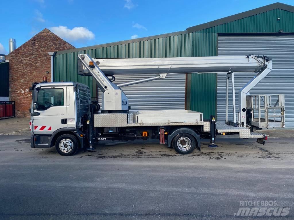 Ruthmann T 330 트럭 탑재 고소작업대