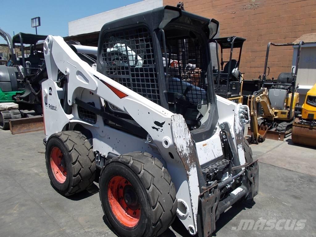 Bobcat S770  스키드로더