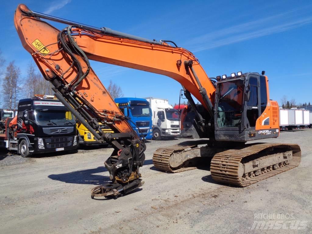 Doosan 235 LCR 대형 굴삭기 29톤 이상