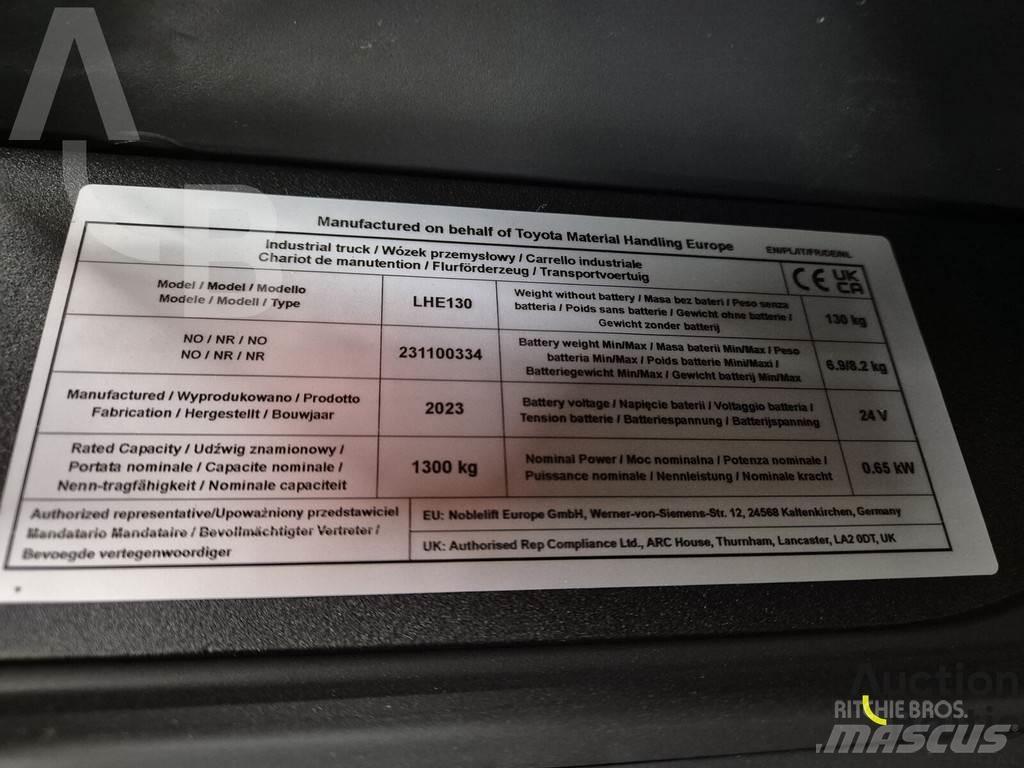 Toyota LHE130 미디엄 리프트 오더 피커