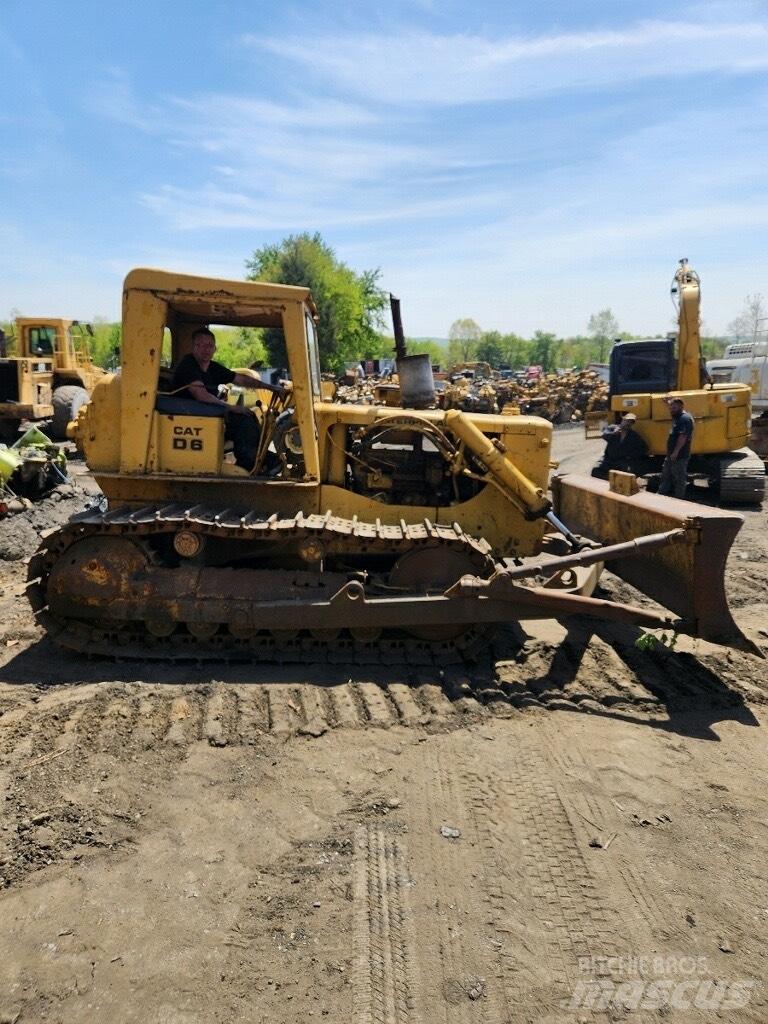 CAT D 6 크롤러 도저