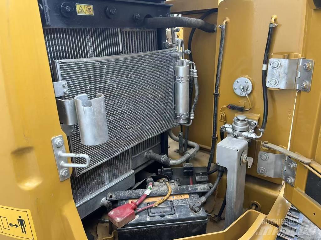 CAT CAT307E2 소형 굴삭기 7톤 미만