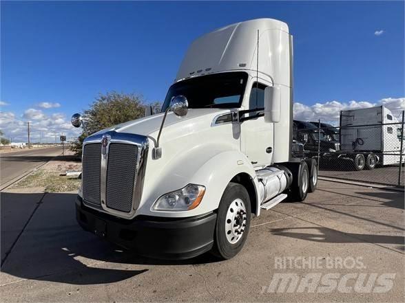 Kenworth T680 트랙터 유닛