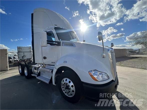 Kenworth T680 트랙터 유닛