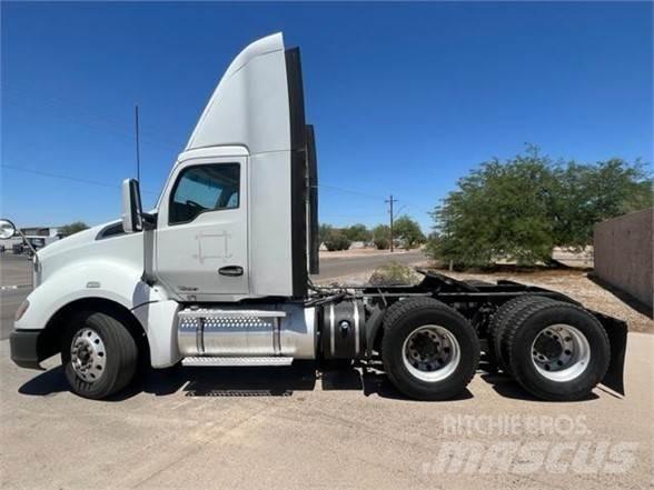 Kenworth T680 트랙터 유닛
