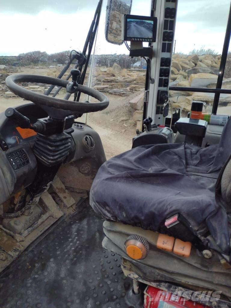 Volvo L 70 F  휠로우더