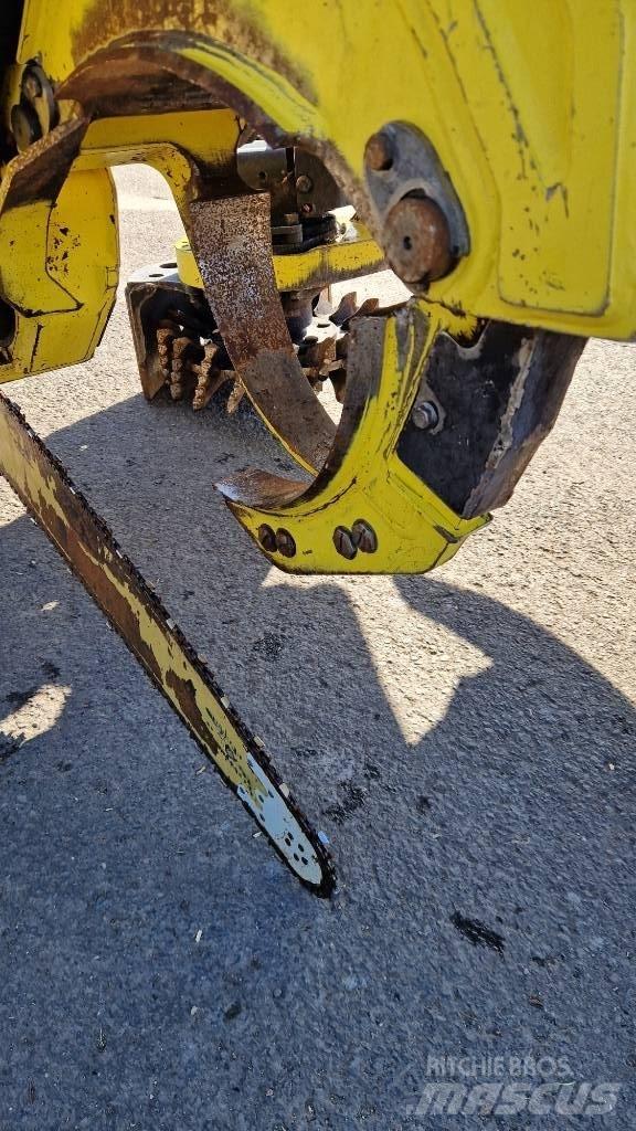 John Deere 1270 G 원목 하베스터