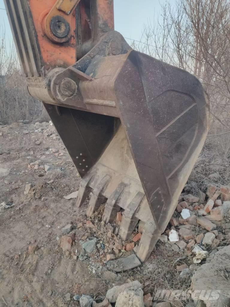 Doosan Solar500LC-V 중형굴삭기 7톤-28톤