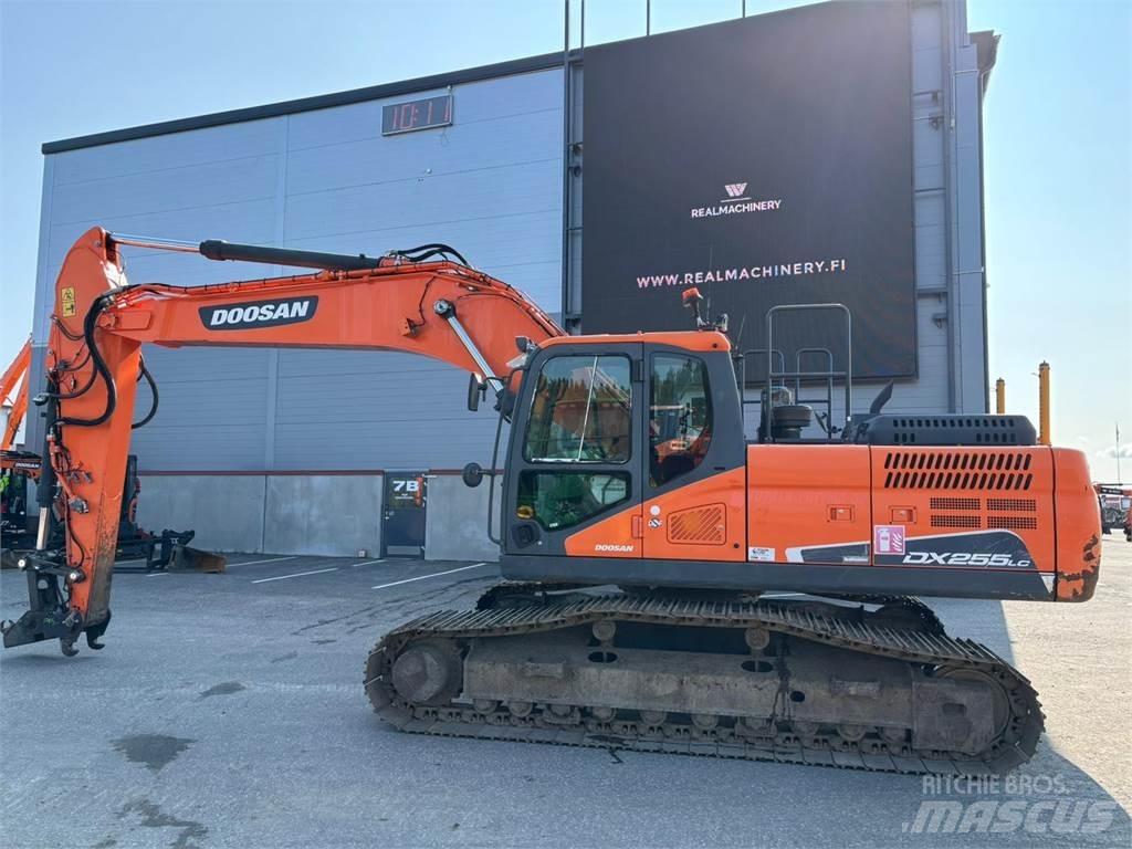 Doosan DX255LC-5 대형 굴삭기 29톤 이상