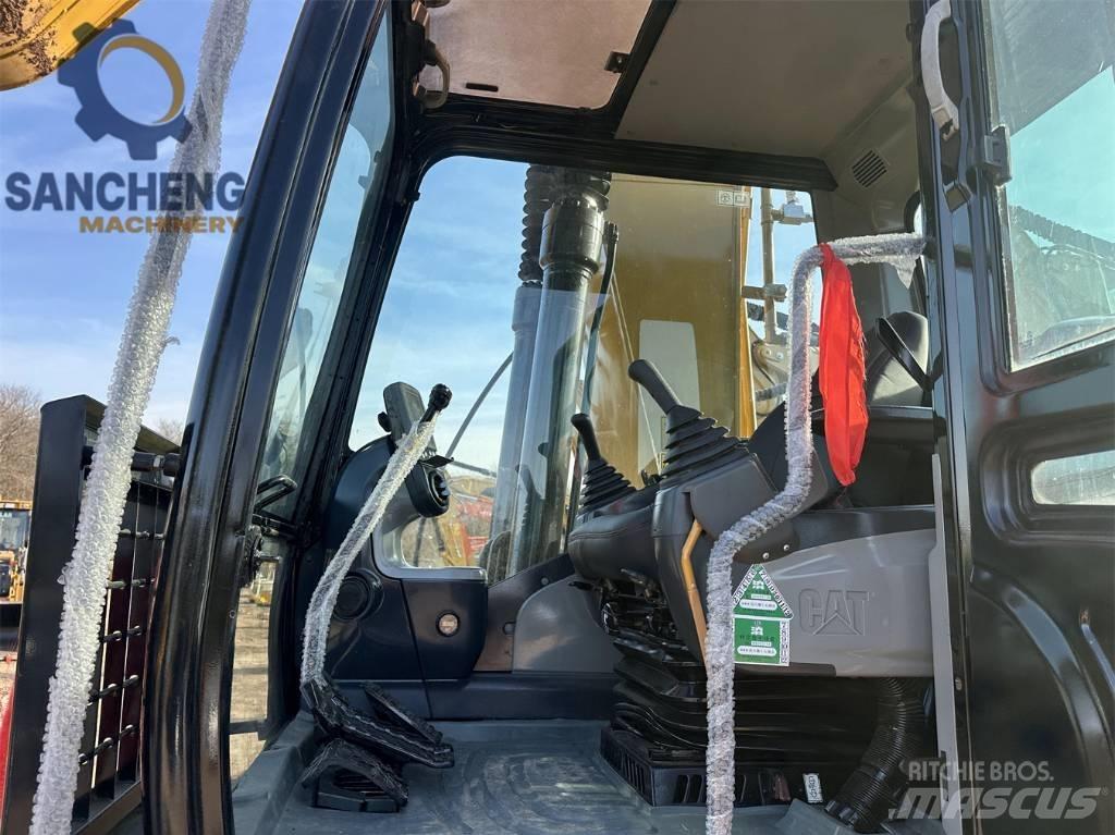 CAT 320 D L 대형 굴삭기 29톤 이상