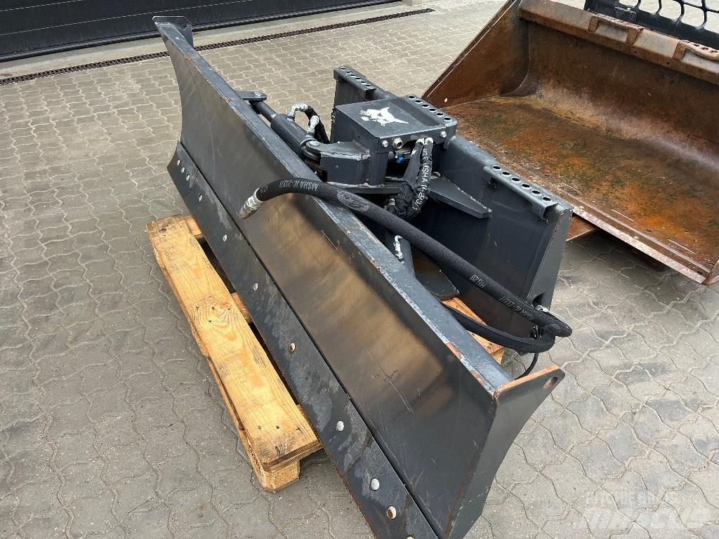 Bobcat T 450  스키드로더