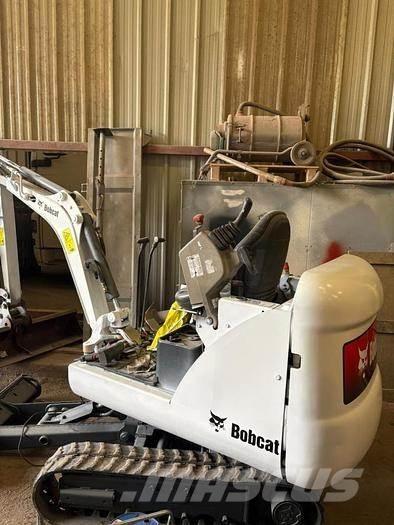 Bobcat E14 소형 굴삭기 7톤 미만