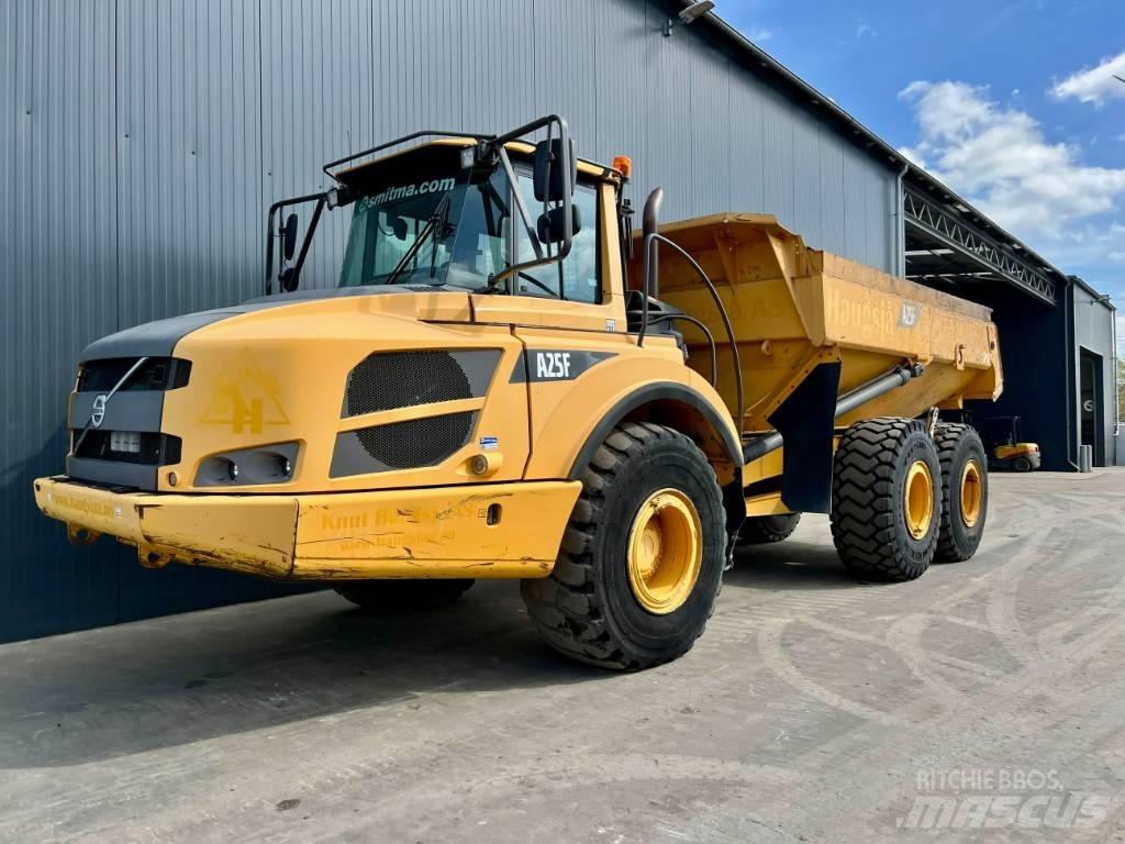 Volvo A25F 연결식 홀러