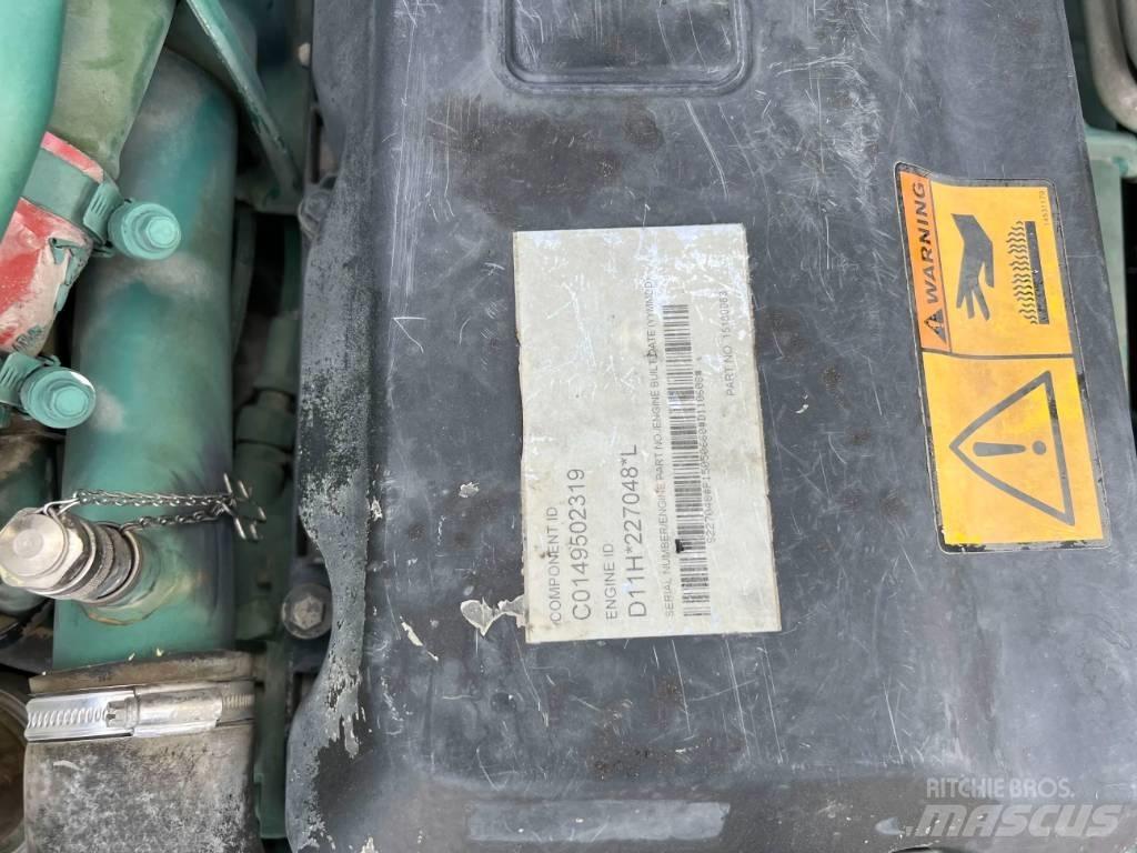 Volvo A25F 연결식 홀러