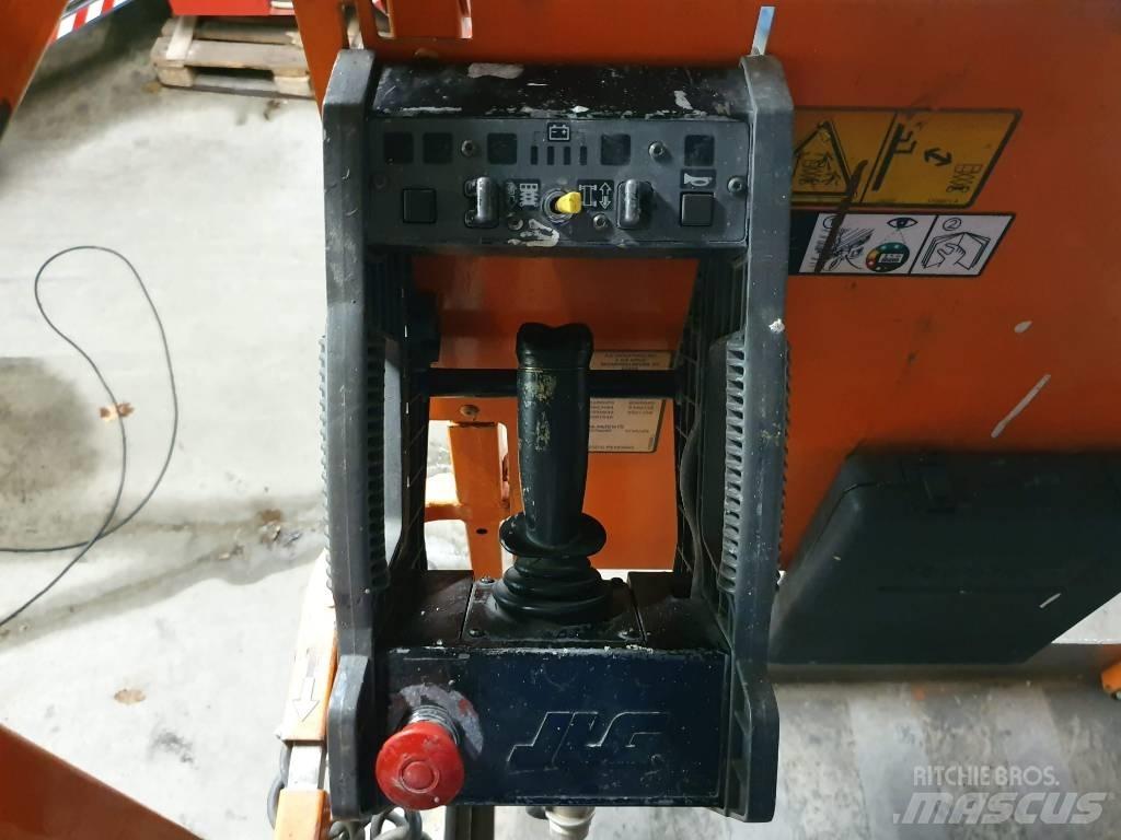 JLG 2646 ES 가위형 리프트