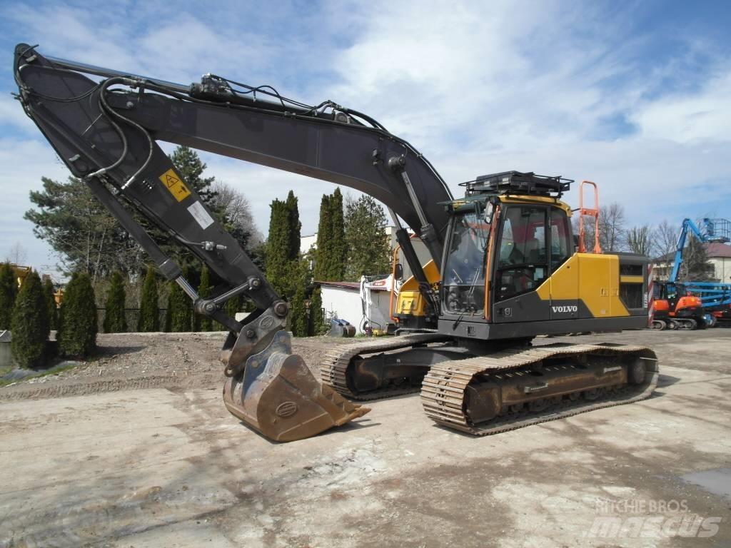 Volvo EC 220 EL 대형 굴삭기 29톤 이상