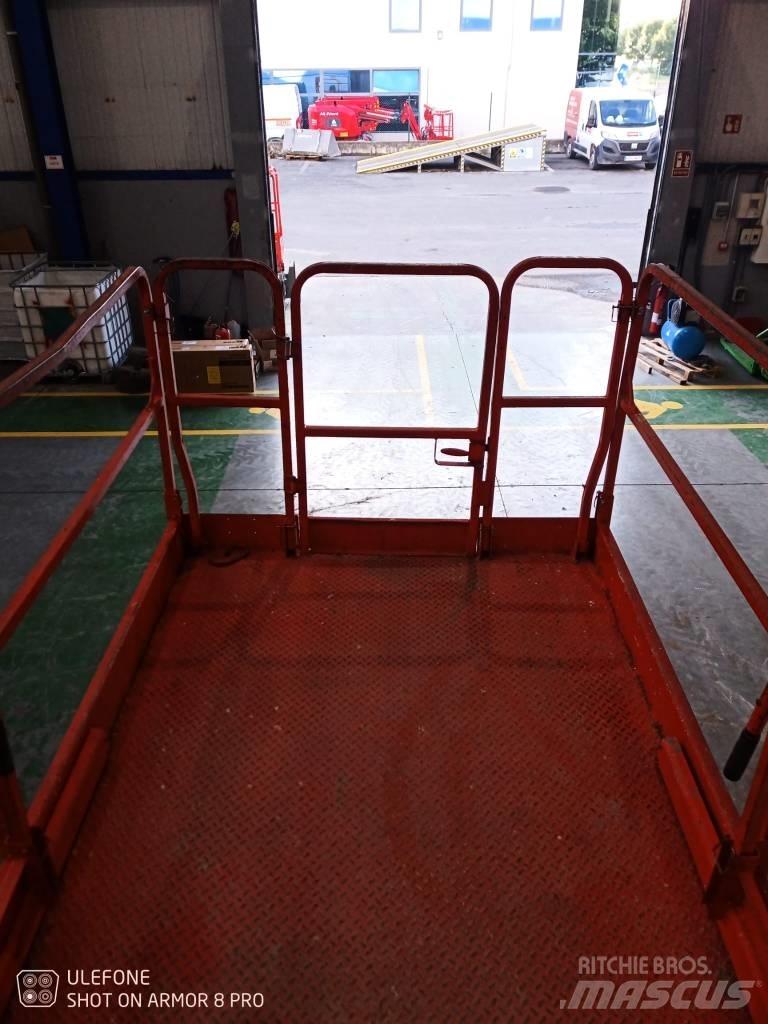 JLG 3369 LE 가위형 리프트