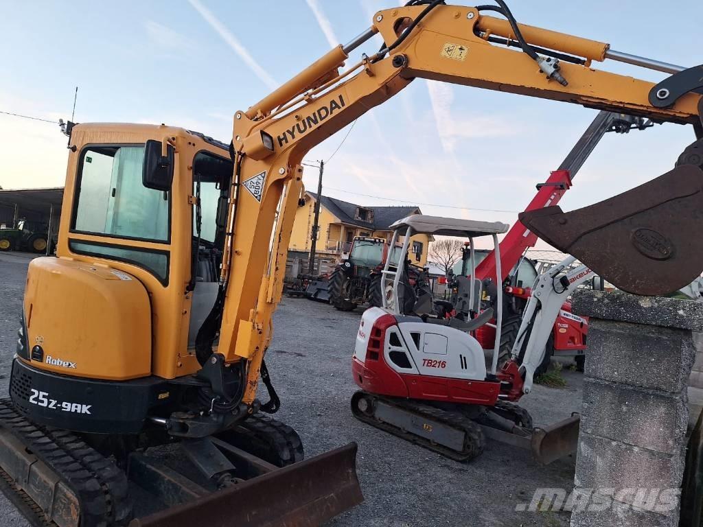 Hyundai 25 Z-9 AK 소형 굴삭기 7톤 미만