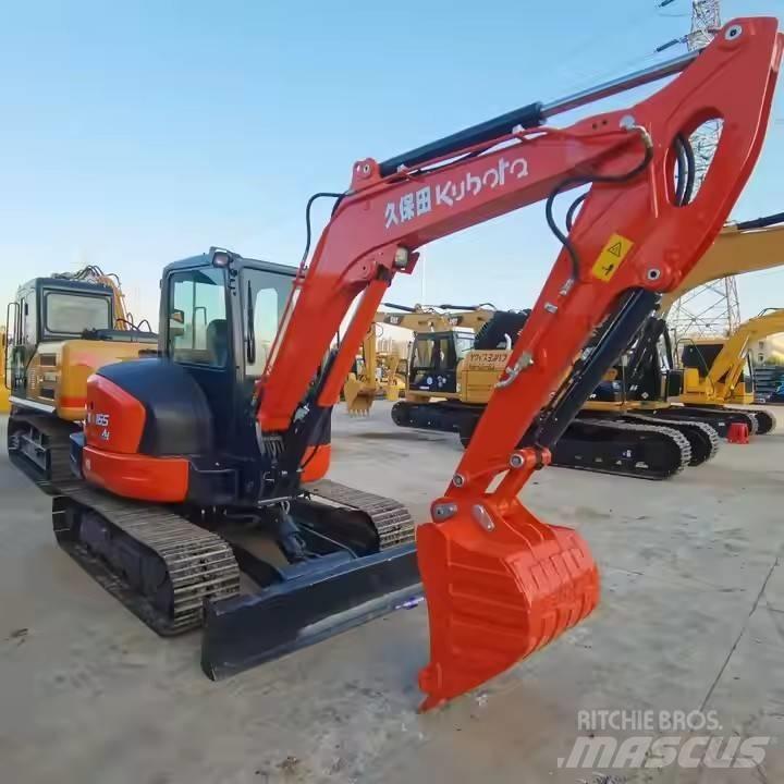 Kubota KX165 대형 굴삭기 29톤 이상