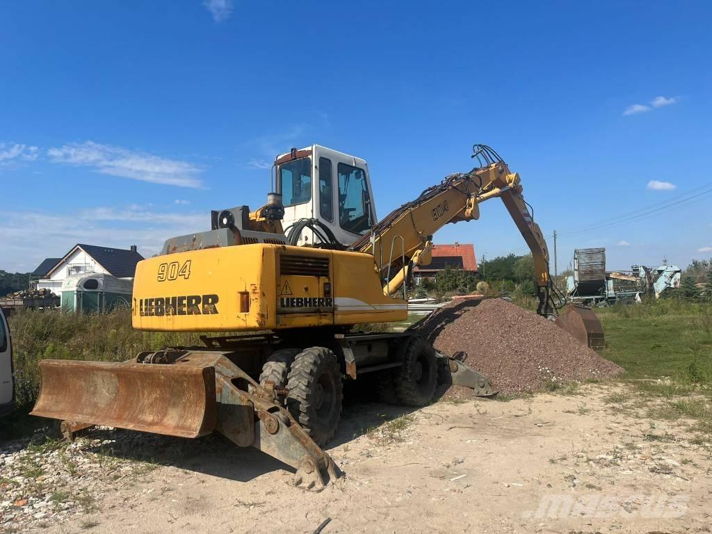 Liebherr A 904 C 폐기물/산업 처리기