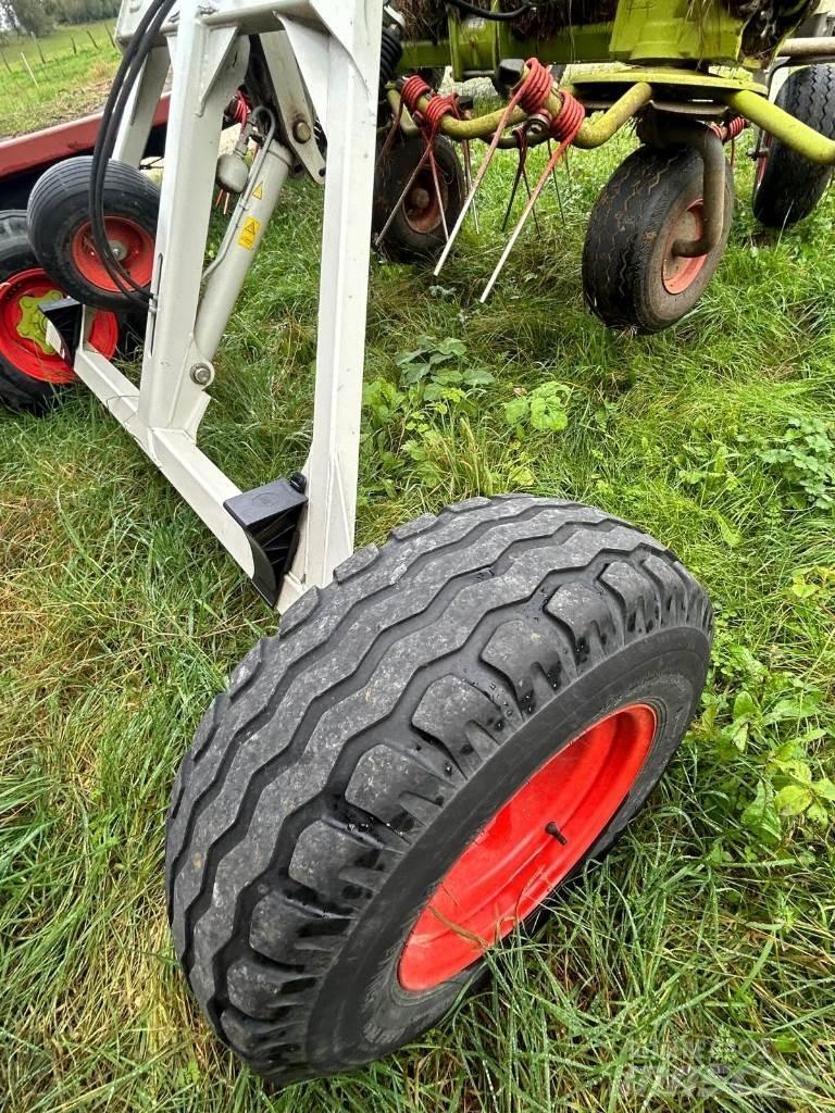 CLAAS VOLTO 1100T 갈퀴 및 테더