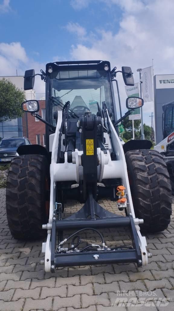 Bobcat L 85  휠로우더