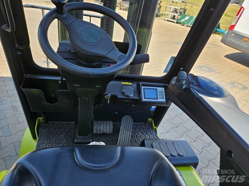 Clark GTX 18 전동 지게차