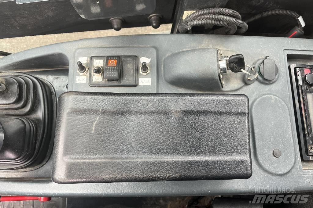 Komatsu WA 80 M  휠로우더