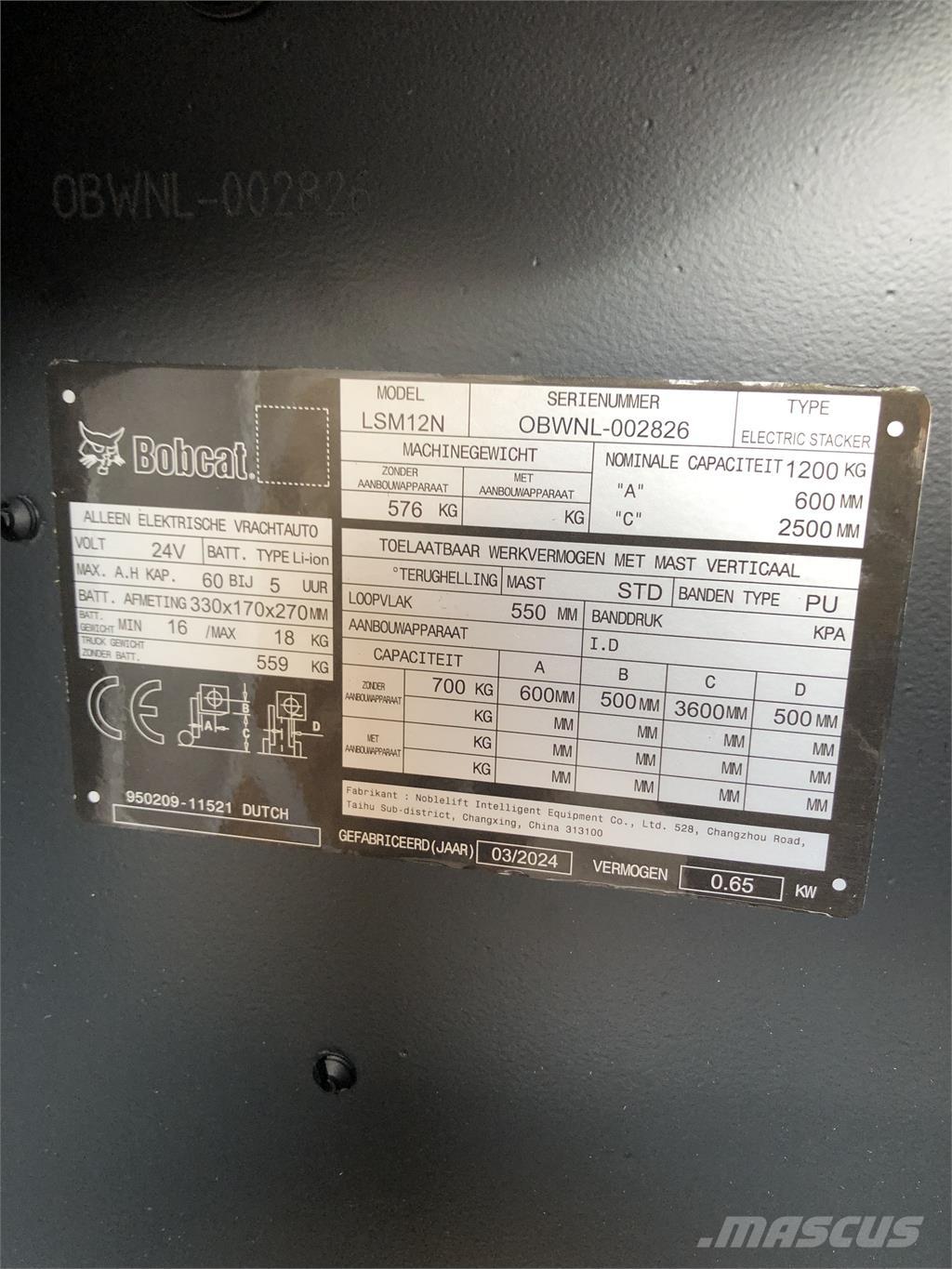 Bobcat LSM12N 보행식 리치 지게차