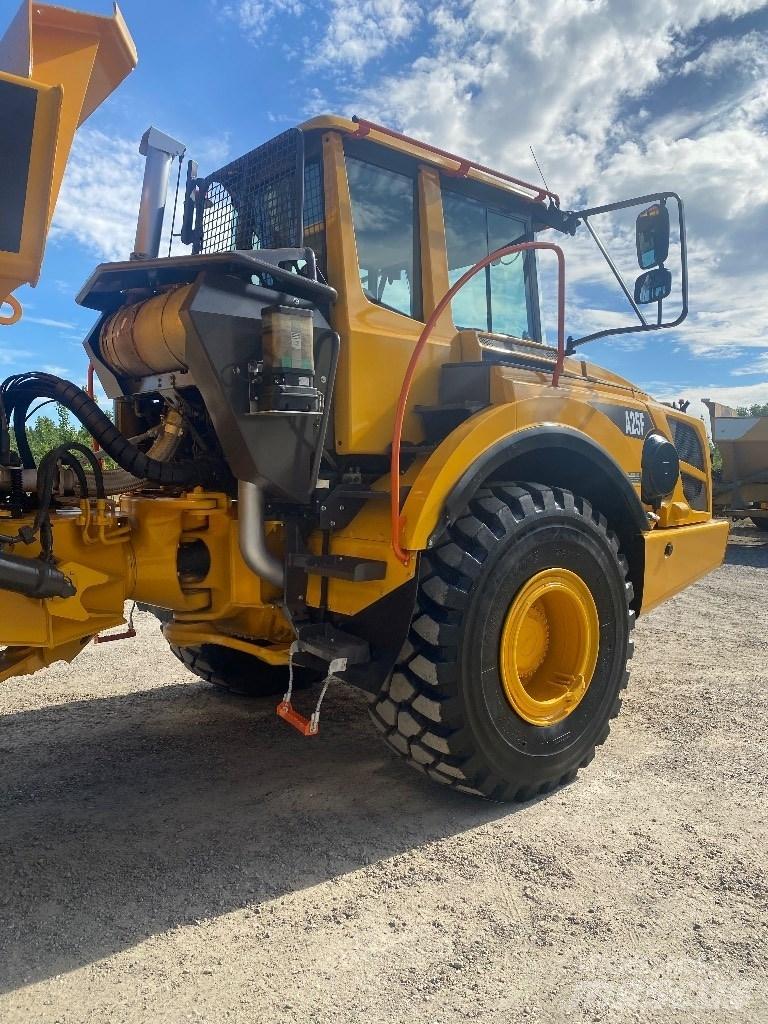 Volvo A 25 F 연결식 홀러