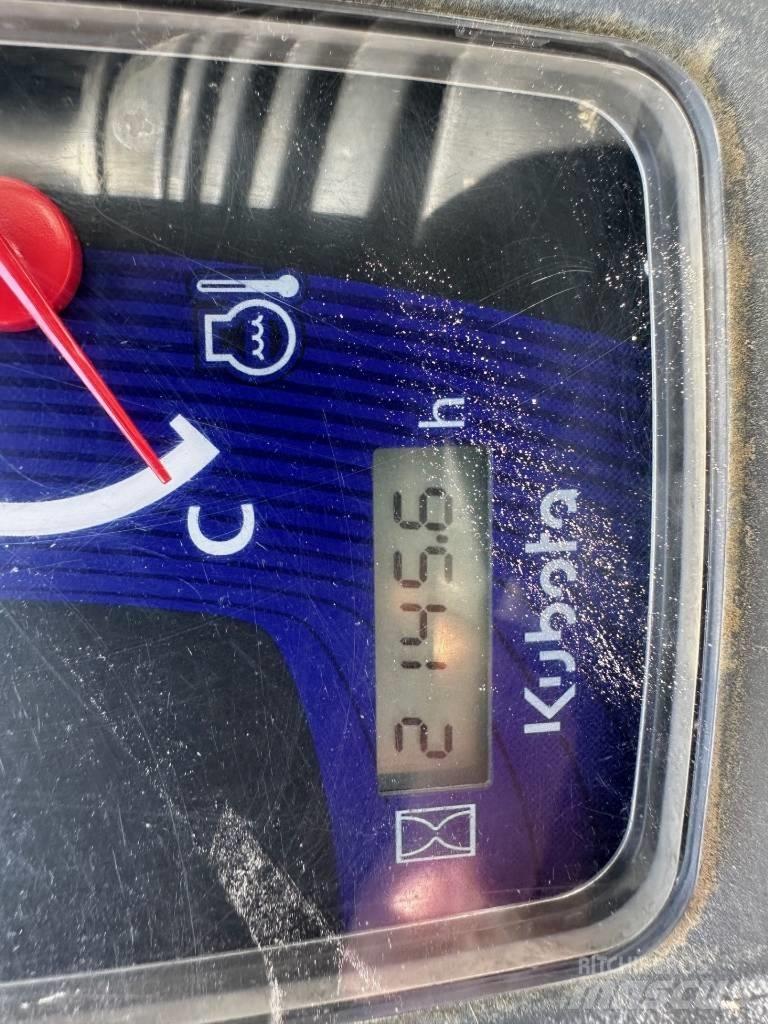 Kubota SSV 65  스키드로더