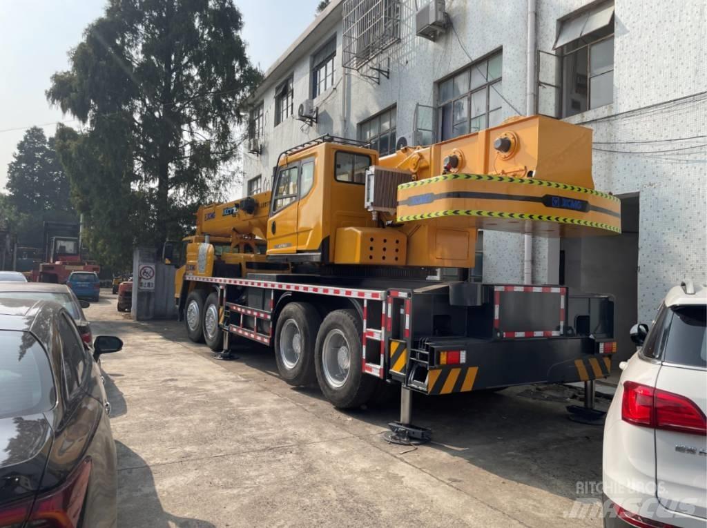 XCMG XCT70 A/T 크레인