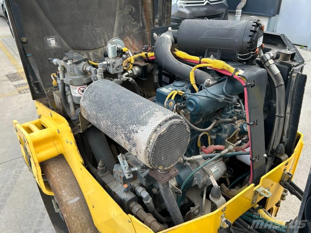 Bomag BW 120 AD-5 트윈 드럼 롤러