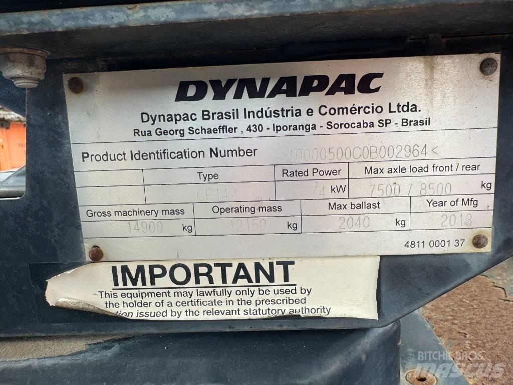 Dynapac CP 142 공기 타이어 롤러
