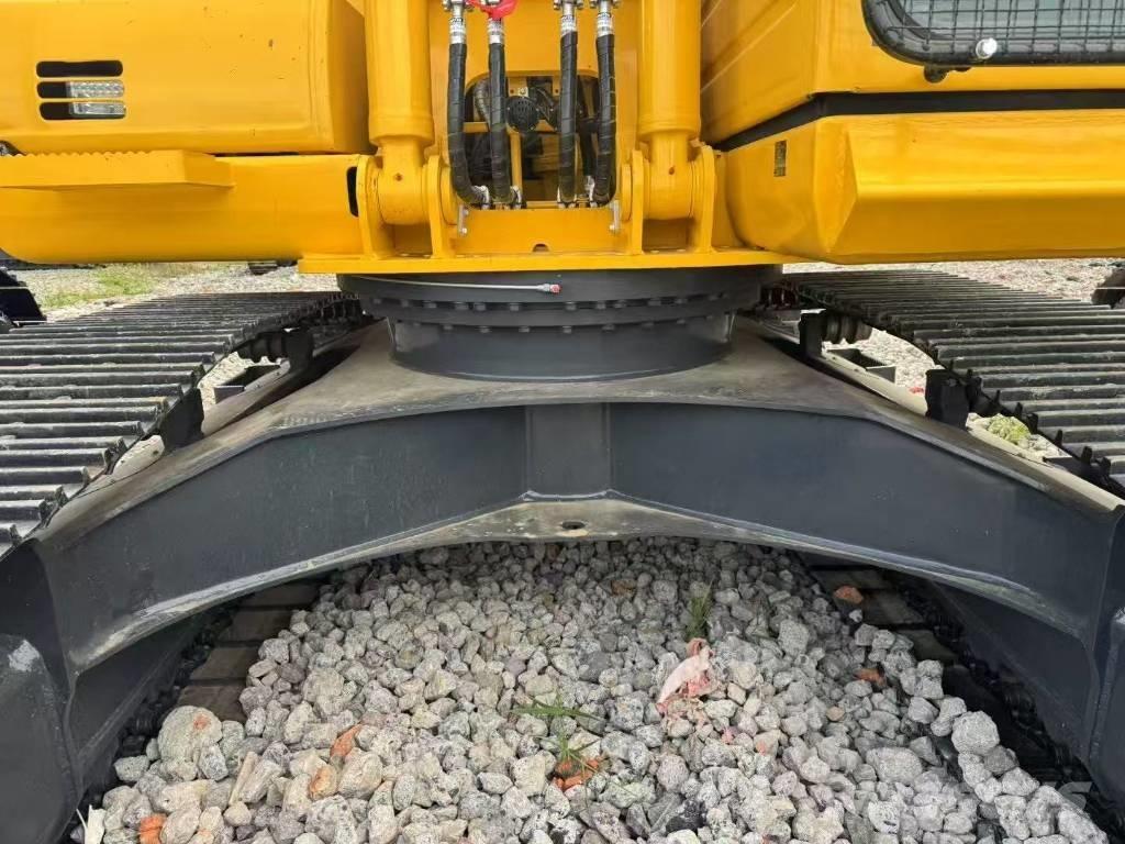 Komatsu 200-8 대형 굴삭기 29톤 이상