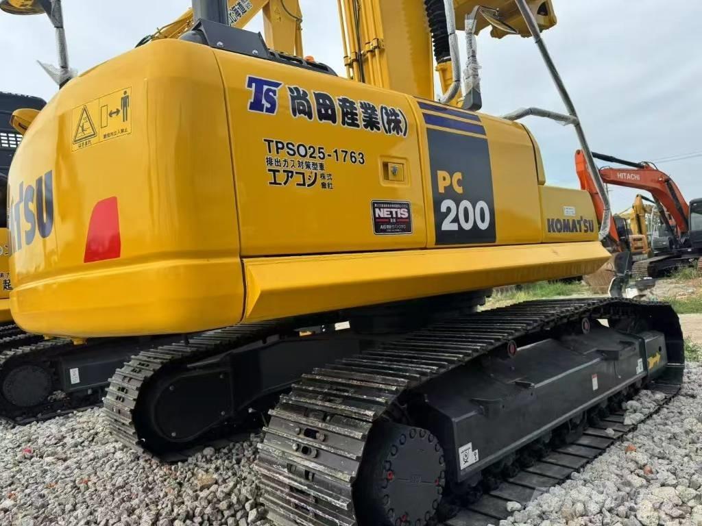 Komatsu 200-8 대형 굴삭기 29톤 이상