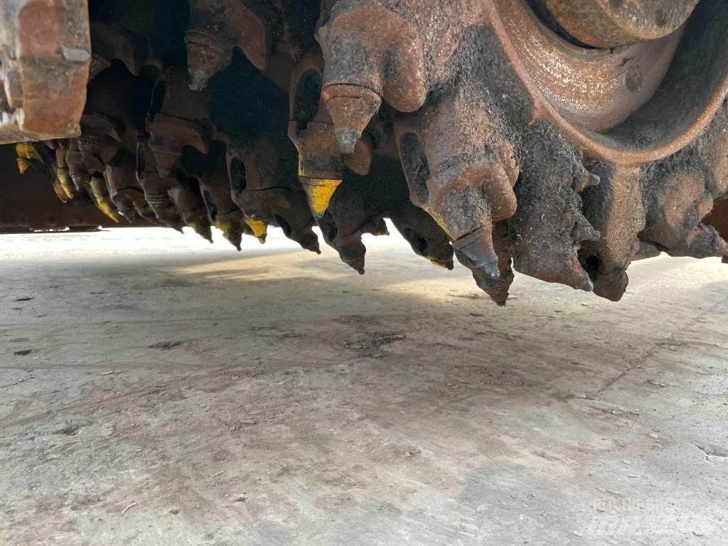 Wirtgen W210 아스팔트 콜드 밀링 기계