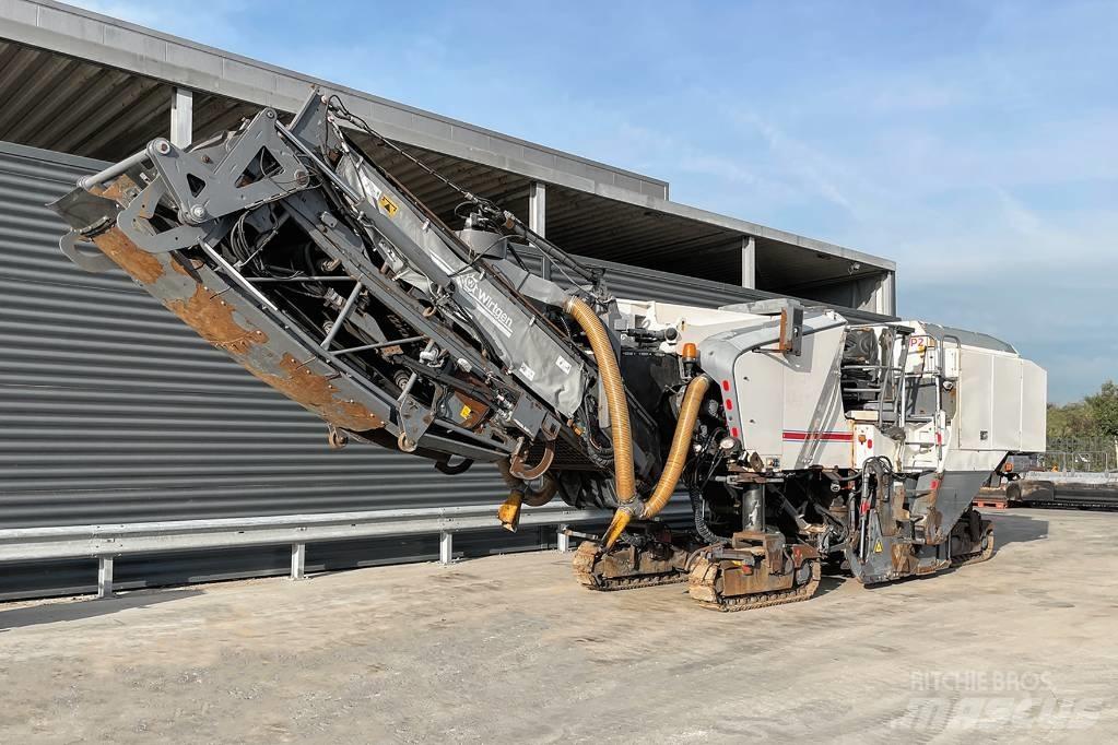 Wirtgen W210 아스팔트 콜드 밀링 기계