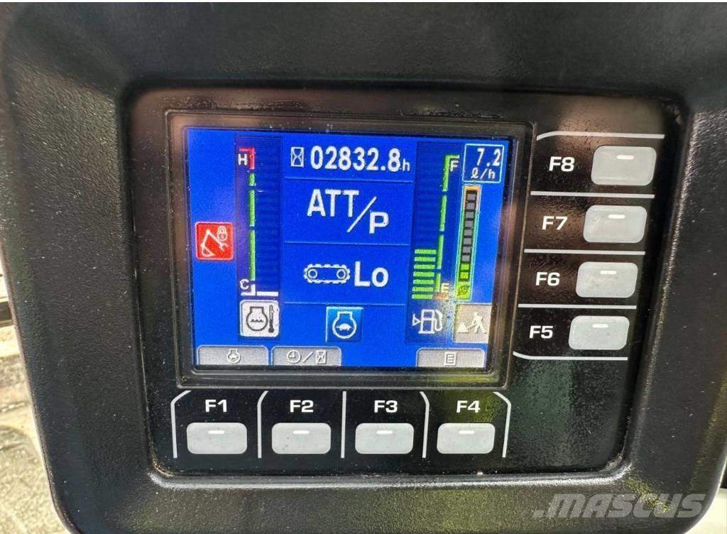 Komatsu PC 80 MR-5EO 중형굴삭기 7톤-28톤