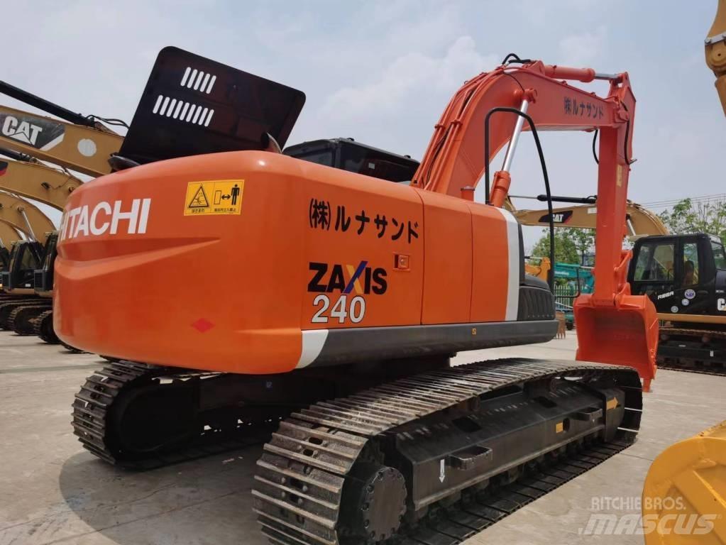 Hitachi ZX 240 대형 굴삭기 29톤 이상