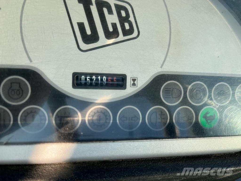 JCB 406 농업용 텔레 핸들러
