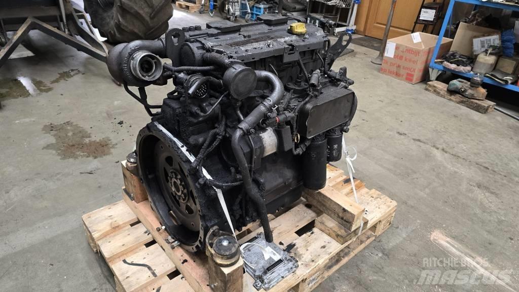Deutz TD2012L042V 엔진