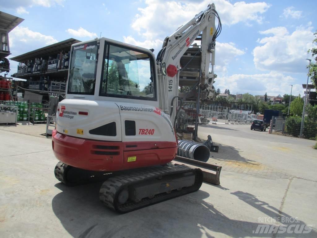 Takeuchi TB240 소형 굴삭기 7톤 미만