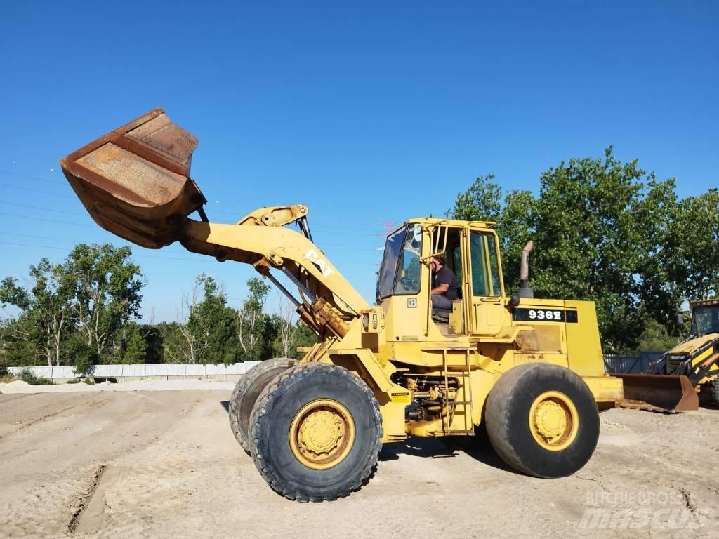 CAT 936 E  휠로우더