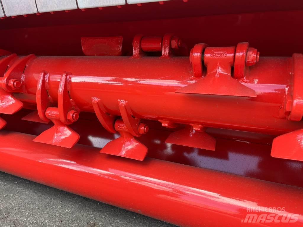 Maschio Giraffa XL 목장 제초기 및 토퍼