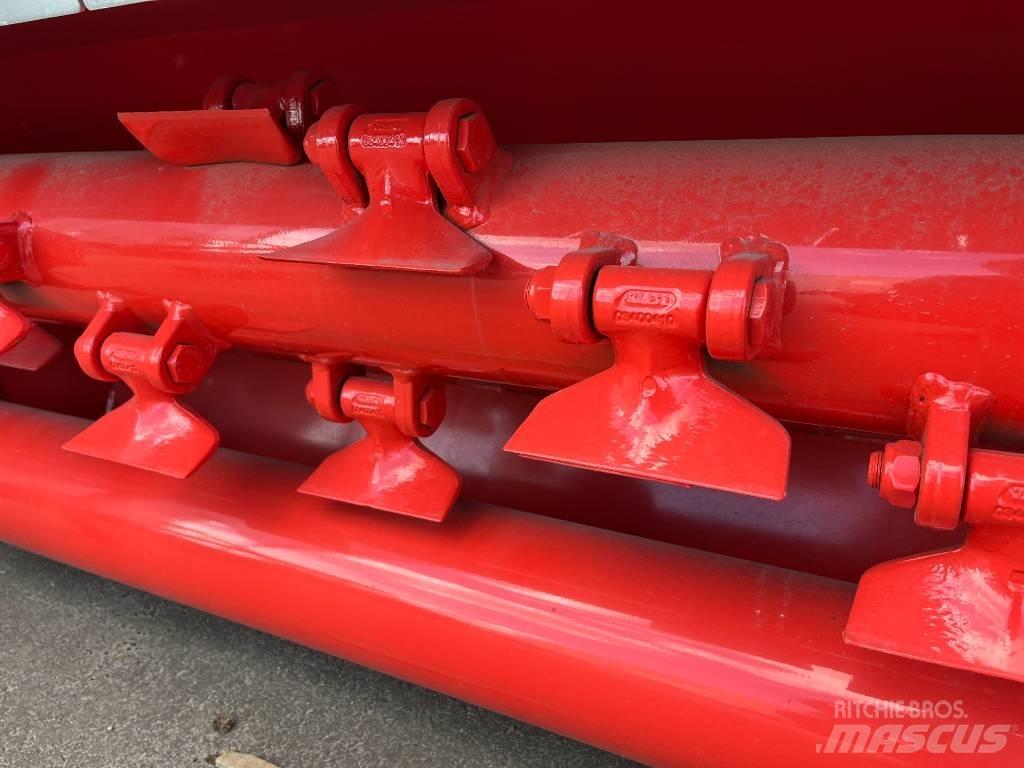 Maschio Giraffa XL 목장 제초기 및 토퍼
