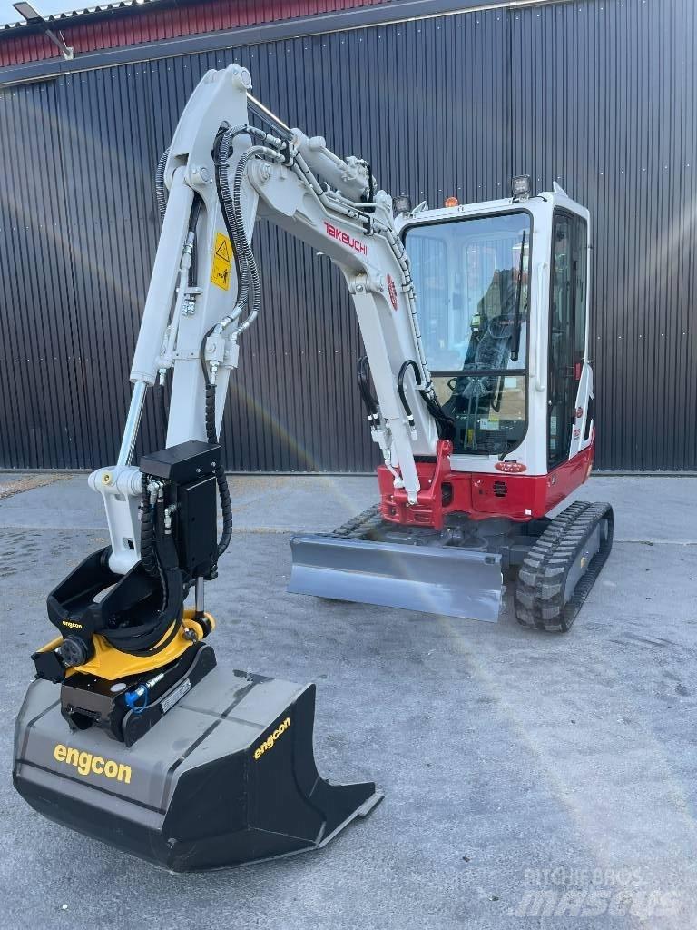 Takeuchi TB 225 소형 굴삭기 7톤 미만