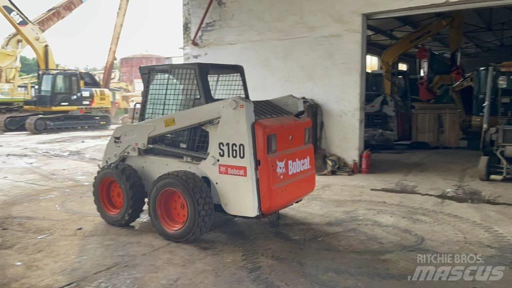 Bobcat S 160  스키드로더