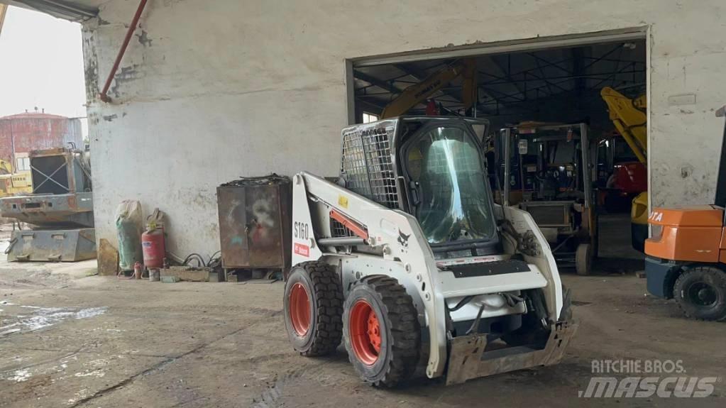 Bobcat S 160  스키드로더